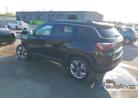 2019 Jeep Compass Limited 4X4 из США, поврежденный, VIN 3C4NJDCB7KT622852